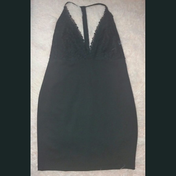 NWOT LULU’S Black Halter Dress👗 - Picture 5 of 8
